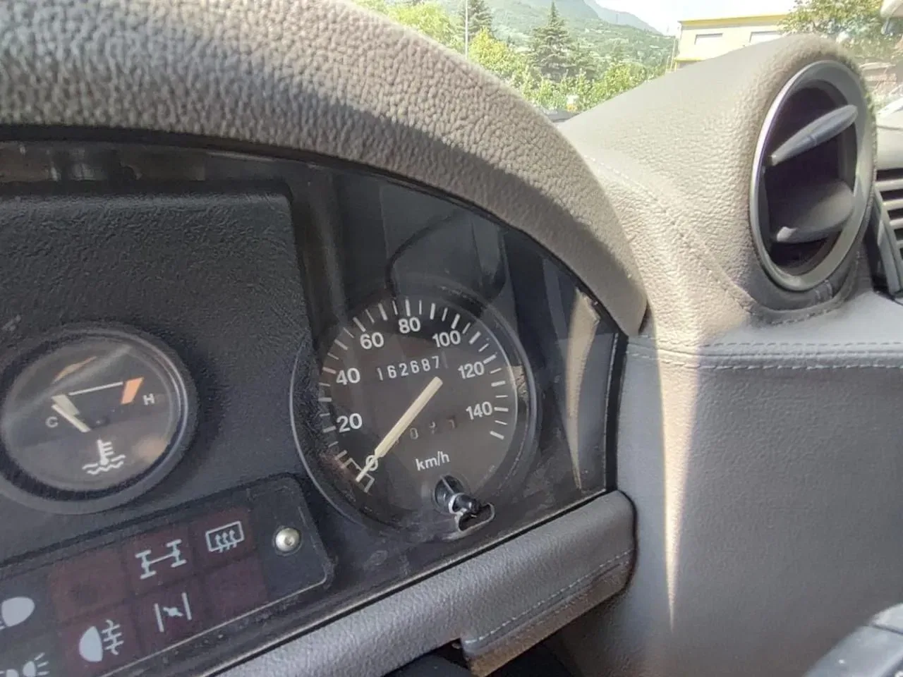 Land Rover Defender 3.9 182 CV DEVOURER OF LAND foto 24
