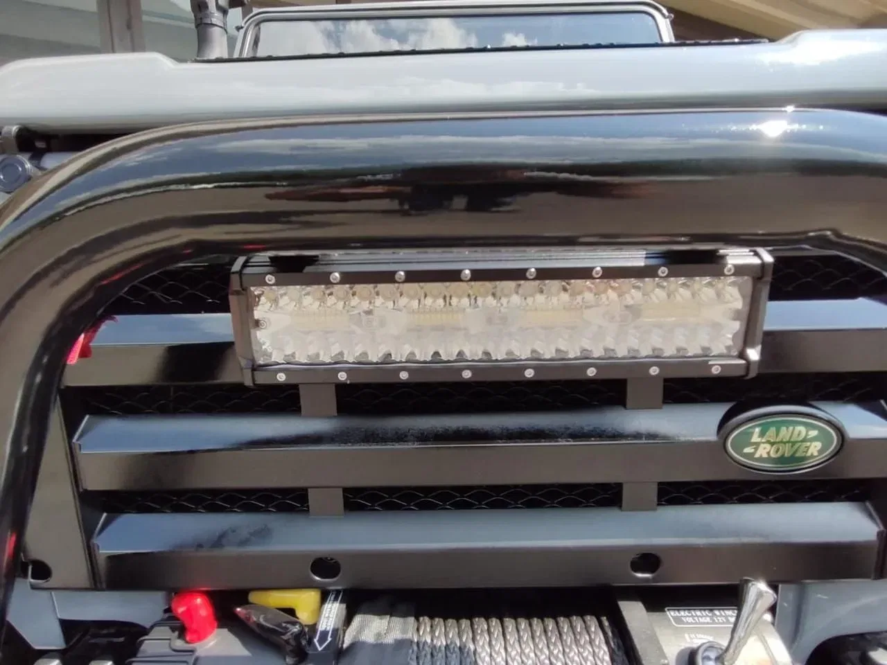 Land Rover Defender 3.9 182 CV DEVOURER OF LAND foto 22