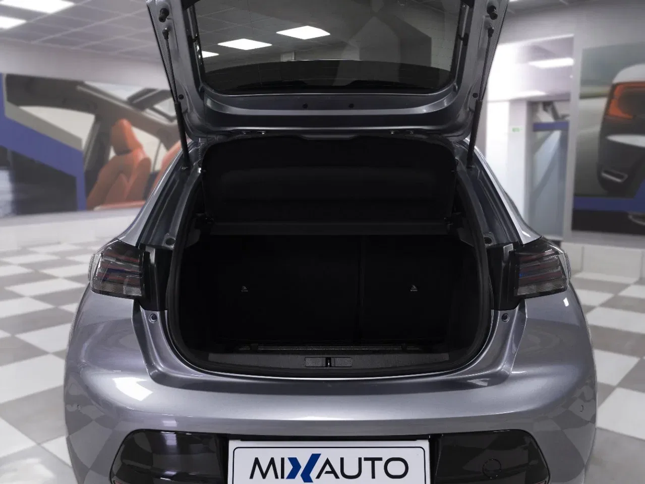 Peugeot 208 1.2 Puretech Allure S&S 100CV foto 7