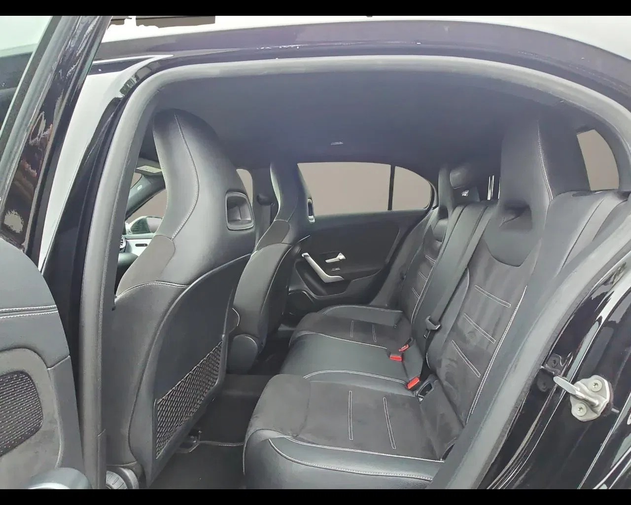 Mercedes-Benz A 200 d Automatic Sport foto 15