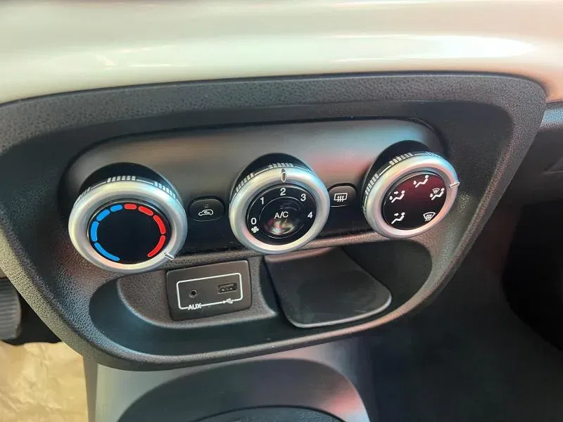 Fiat 500 L 500L 1.3 mjt Pop Star 85cv foto 20