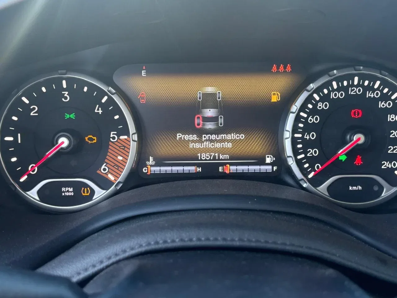 Jeep Renegade PROMO 1.6 mjt Limited 2wd 130cv foto 9