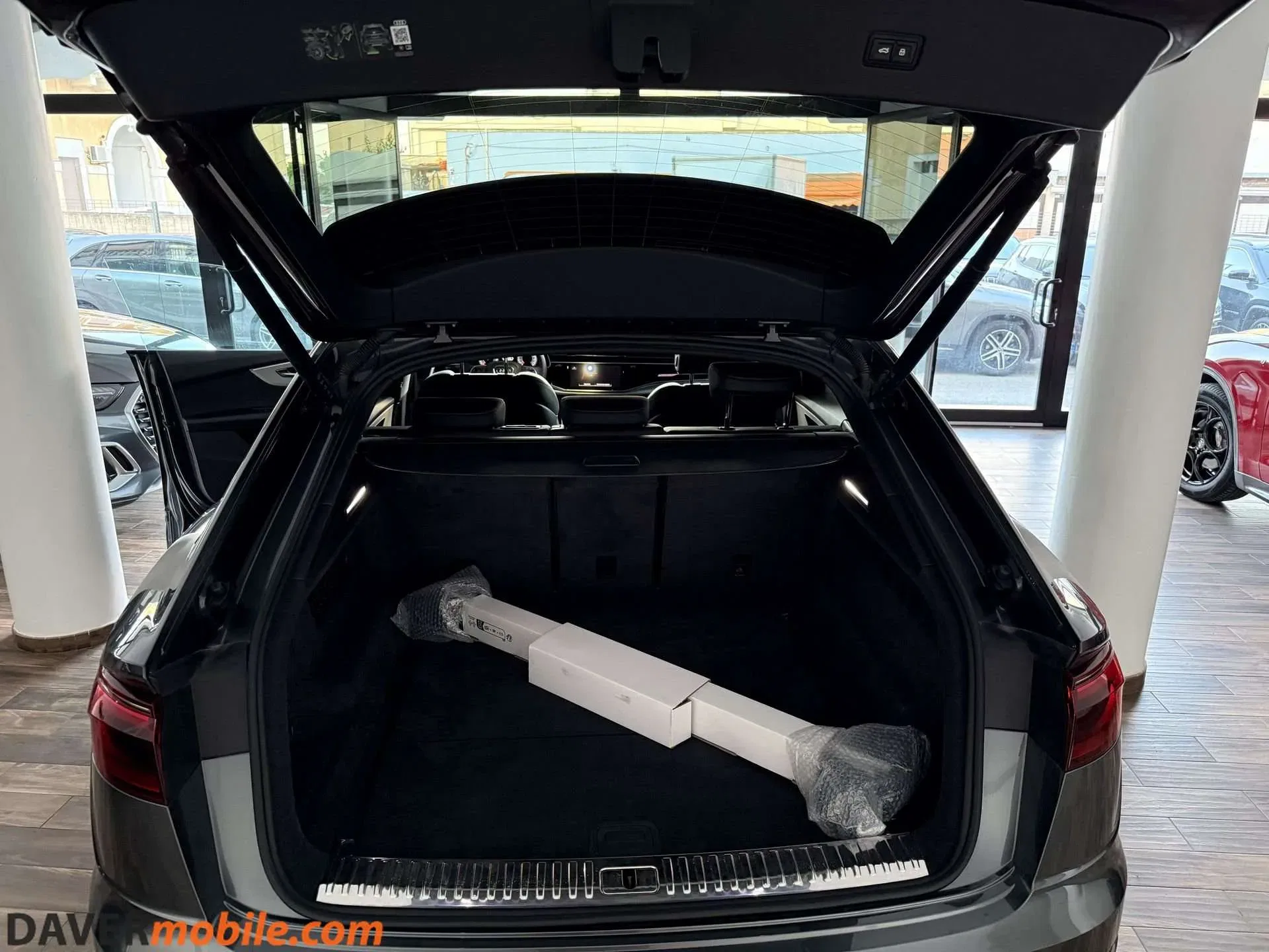 Audi Q8 Q8 SUV 50 TDI 286 CV quattro tiptronic S line edition foto 7