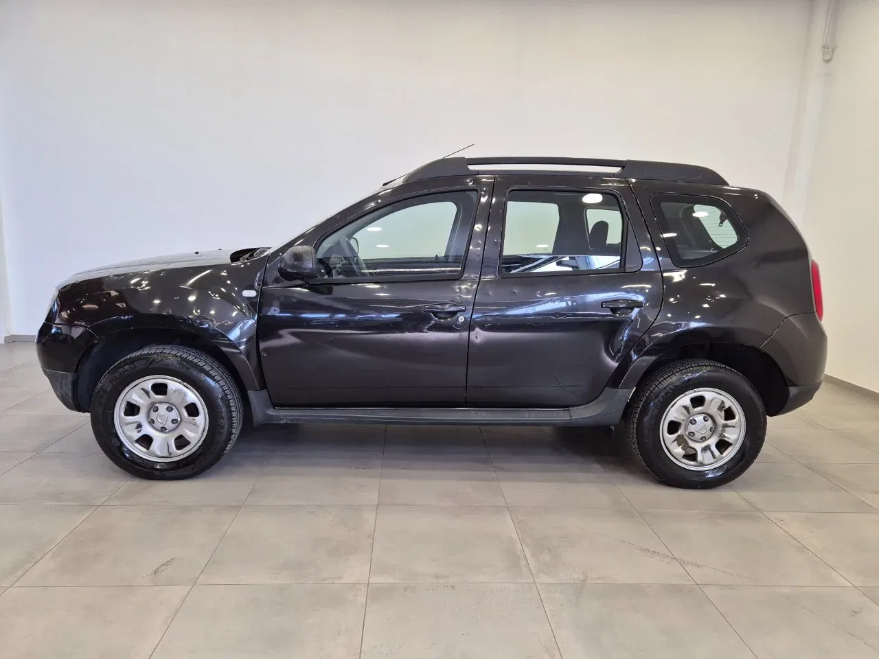 Dacia Duster 1.6 Ambiance 4x2 110cv - NEOPATENTATI - Clima - Radio Mp3 foto 3