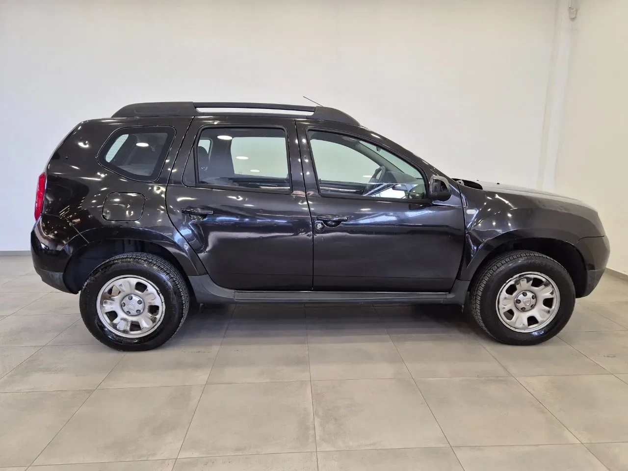 Dacia Duster 1.6 Ambiance 4x2 110cv - NEOPATENTATI - Clima - Radio Mp3 foto 6