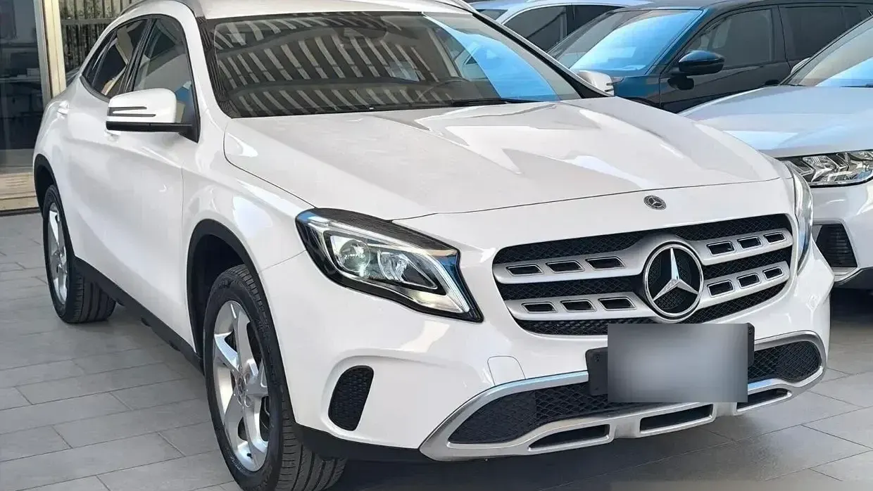 Mercedes GLA 200 d Automatic Premium 2019