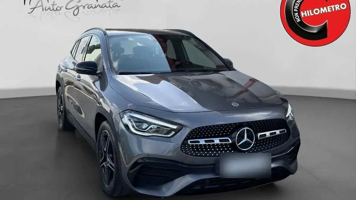 Mercedes-Benz GLA 200 d Automatic Premium AMG LINE + PACK LUCI