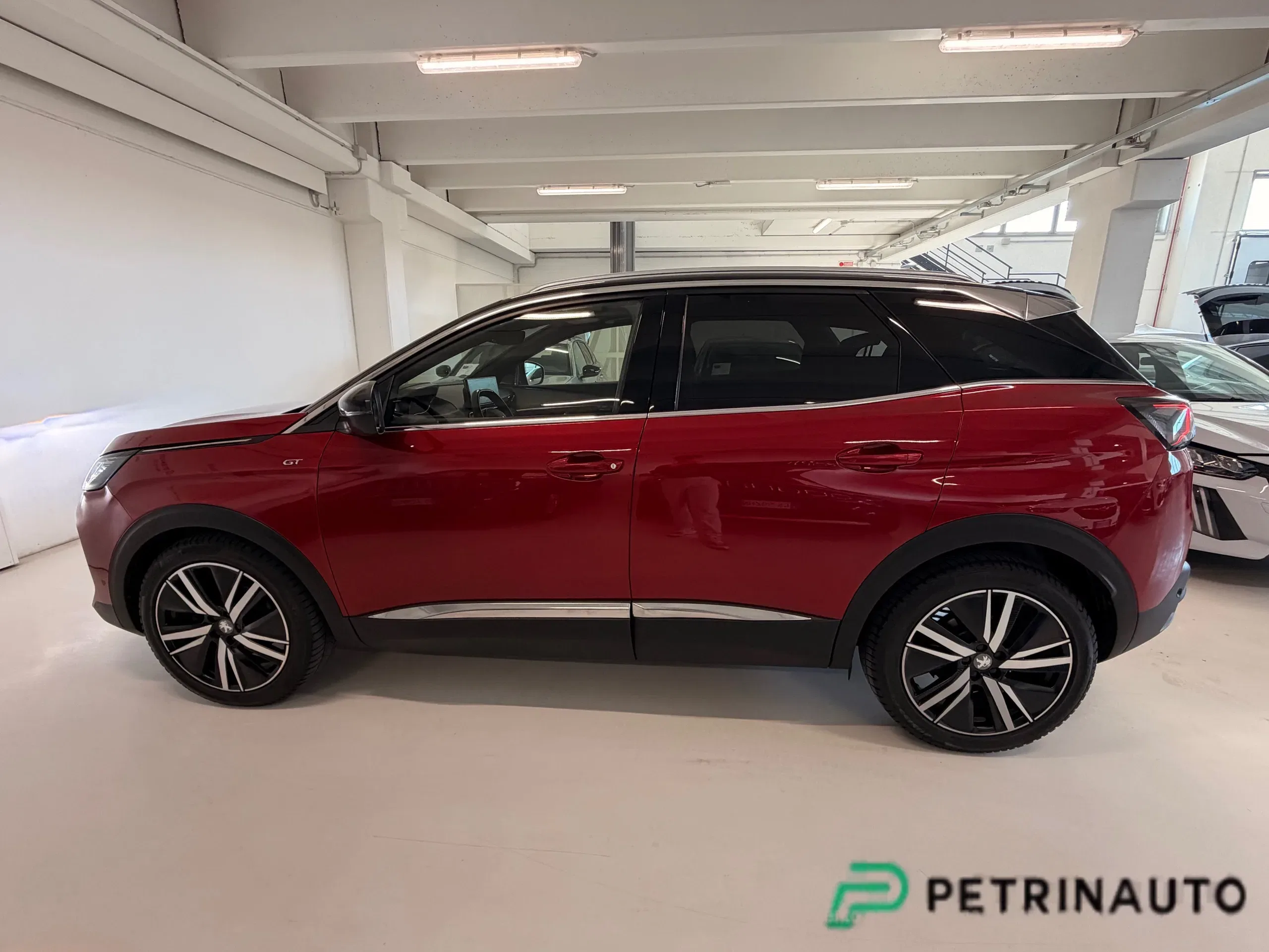 Peugeot 3008 1.5 bluehdi GT Pack s&s 130cv eat8 + TETTO APRIBILE foto 4