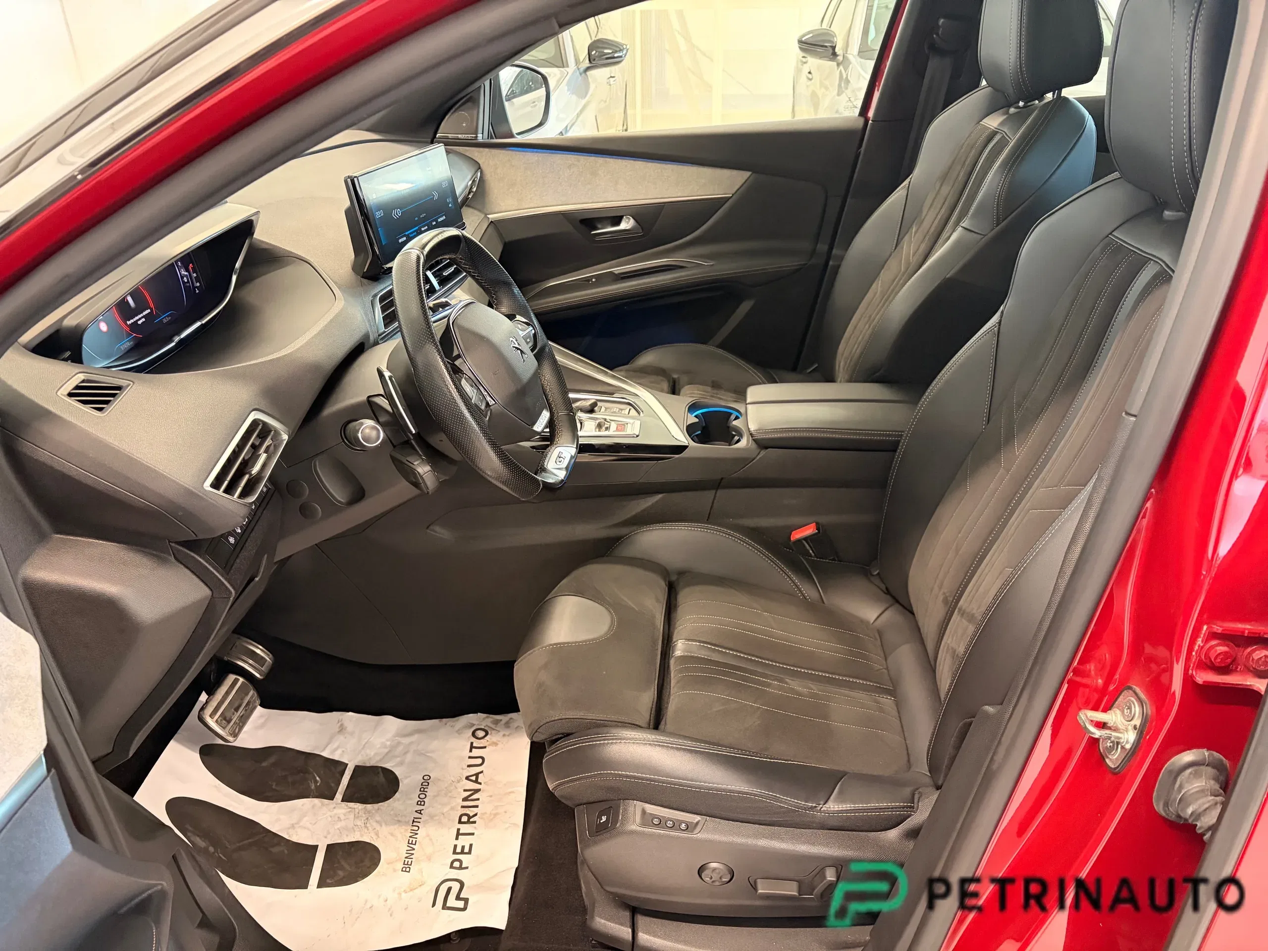 Peugeot 3008 1.5 bluehdi GT Pack s&s 130cv eat8 + TETTO APRIBILE foto 12