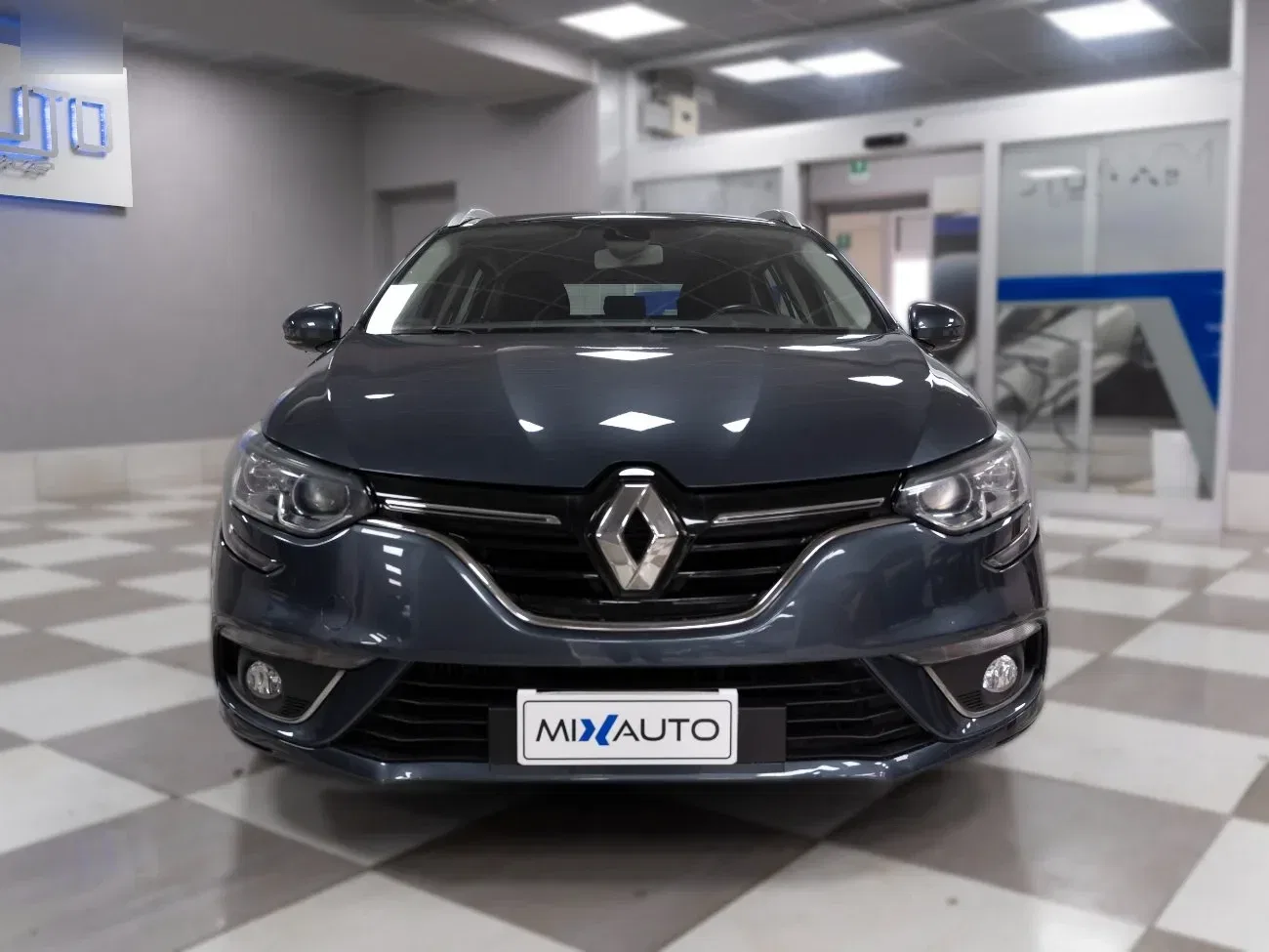 Renault Megane porter 1.5 DCO Energy Business 110CV EDC foto 2