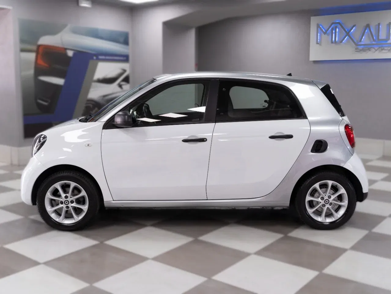 Smart ForFour 1.0 Youngster 71CV Twinamic foto 3