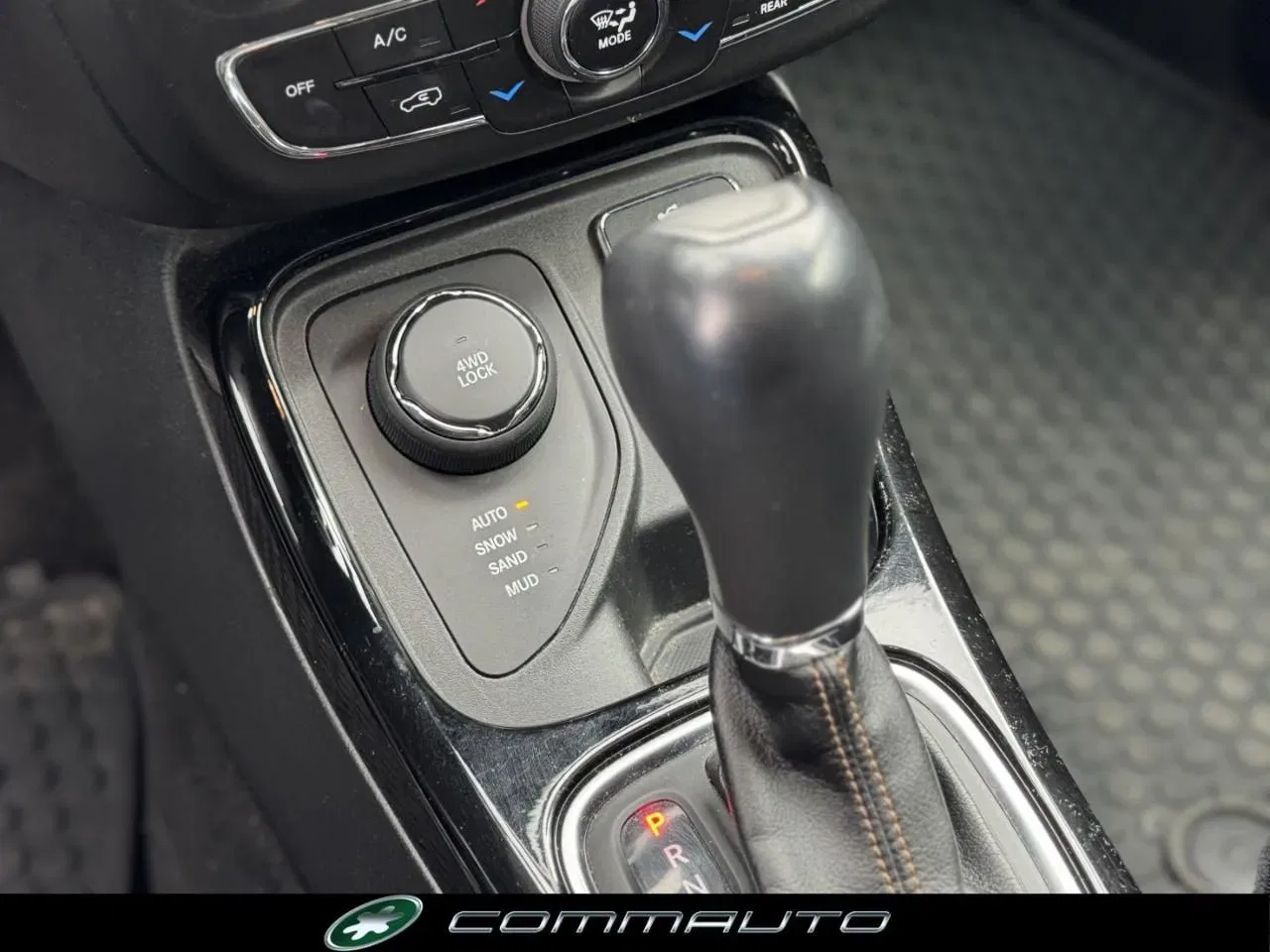 Jeep Compass 2.0 Multijet II 4WD Limited foto 19