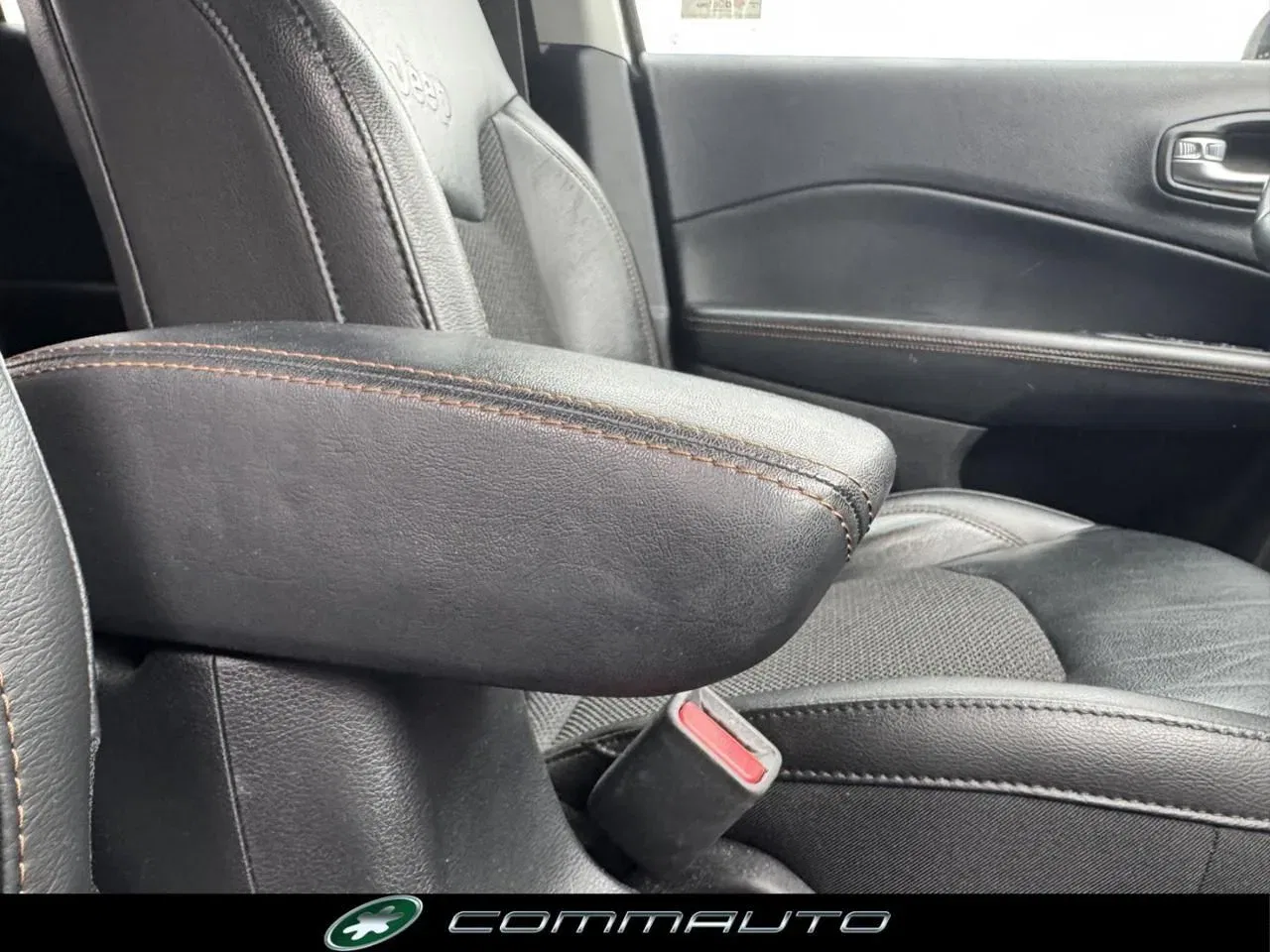 Jeep Compass 2.0 Multijet II 4WD Limited foto 24