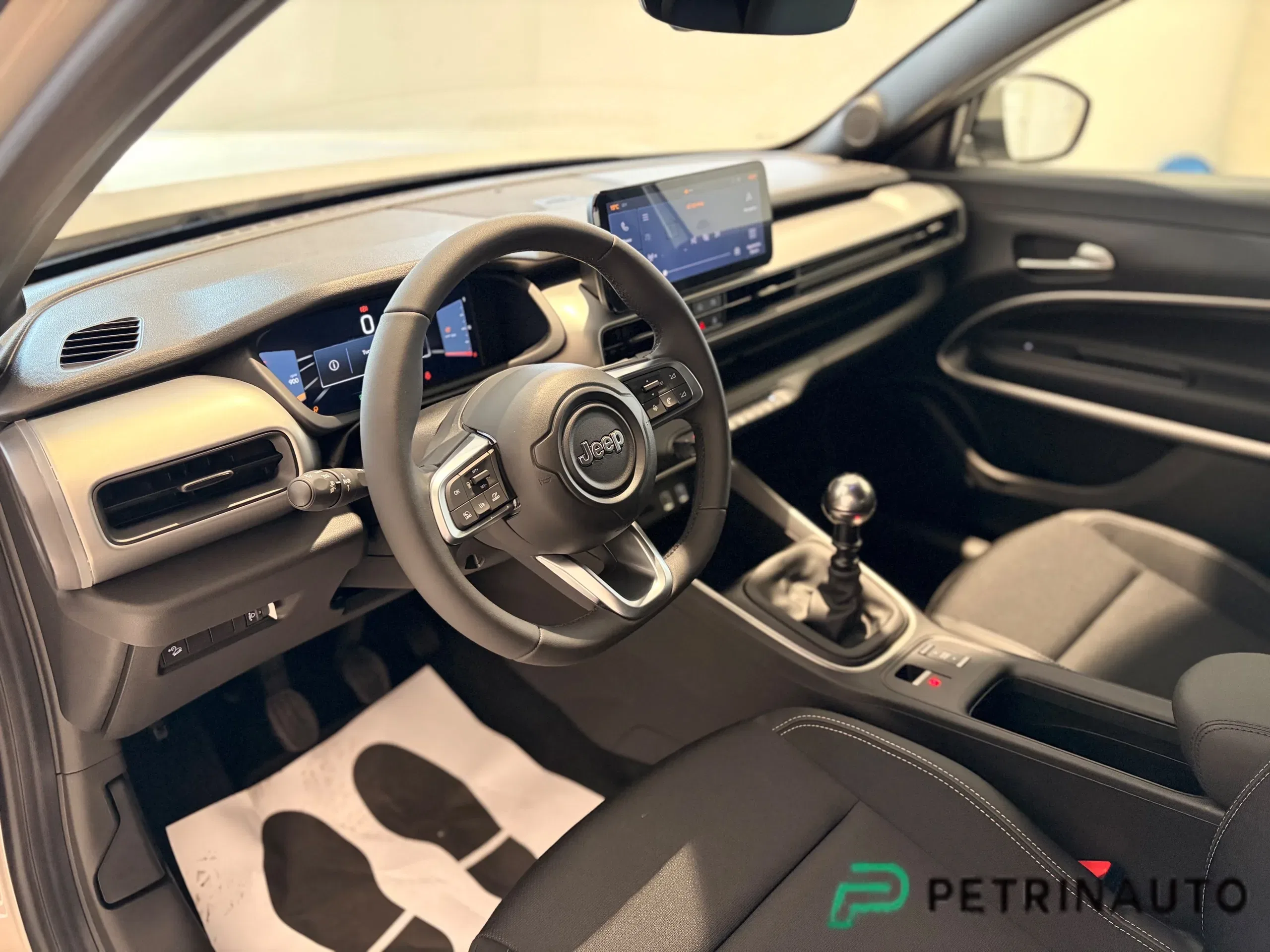 Jeep Avenger 1.2 turbo Summit 100cv B-Color+Infotainment Pack Nazionale foto 11