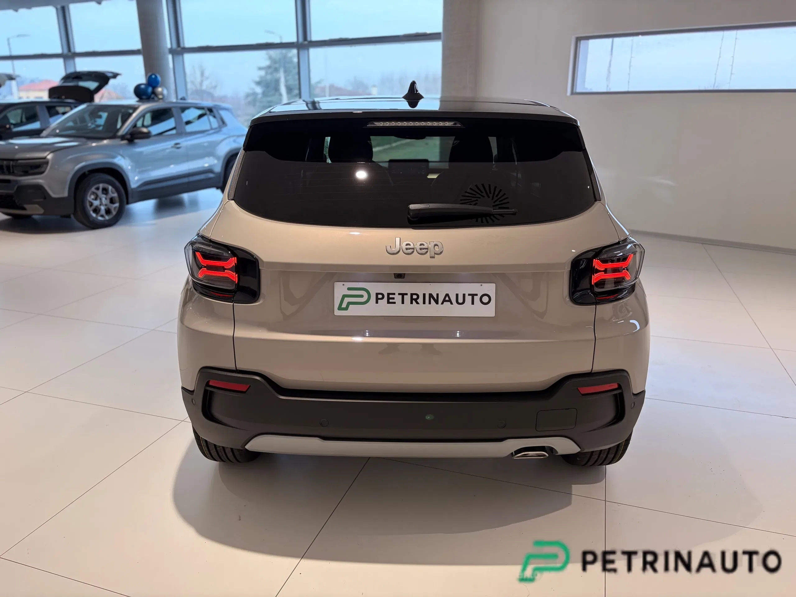 Jeep Avenger 1.2 turbo Summit 100cv B-Color+Infotainment Pack Nazionale foto 7