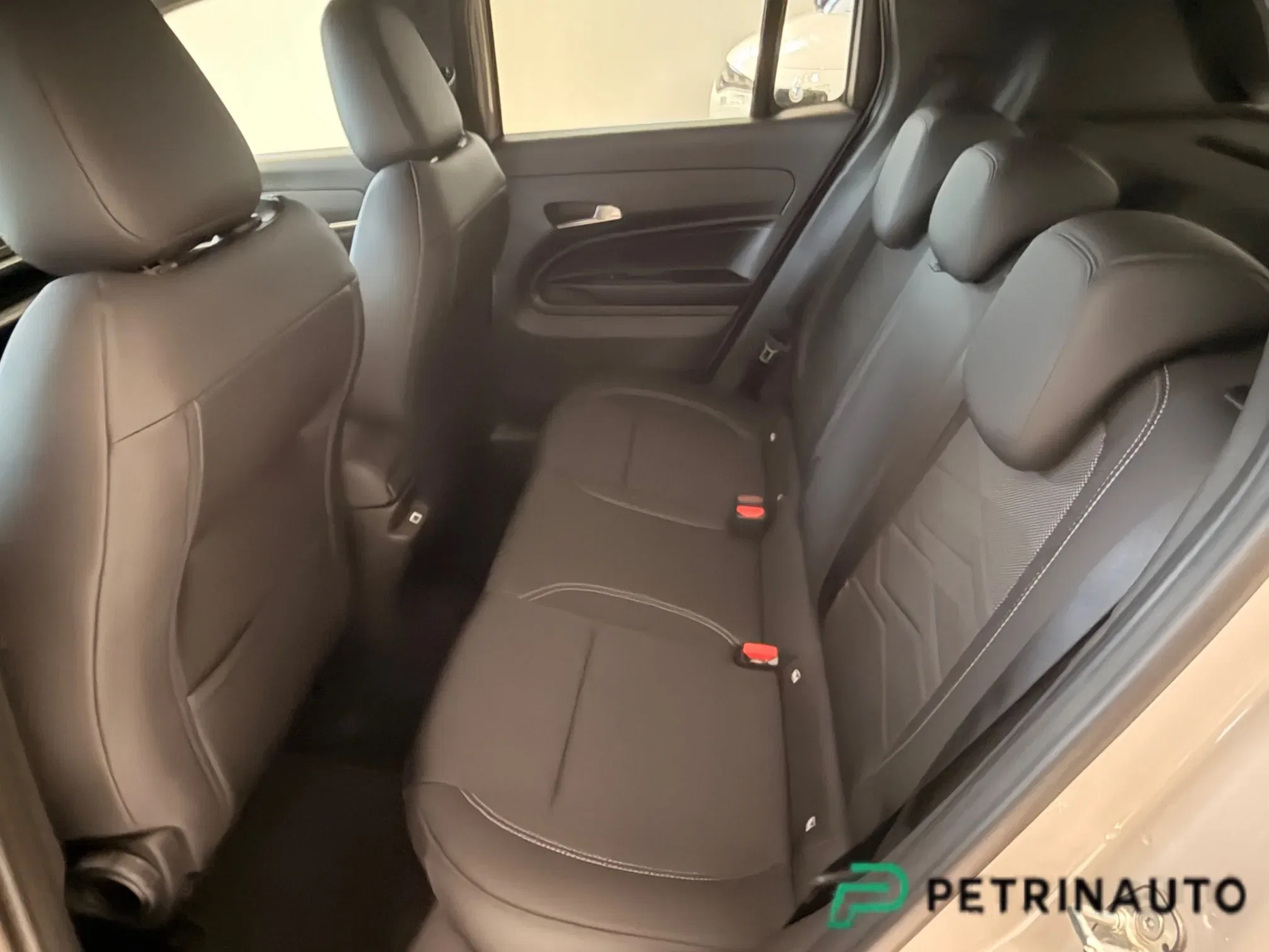 Jeep Avenger 1.2 turbo Summit 100cv B-Color+Infotainment Pack Nazionale foto 21