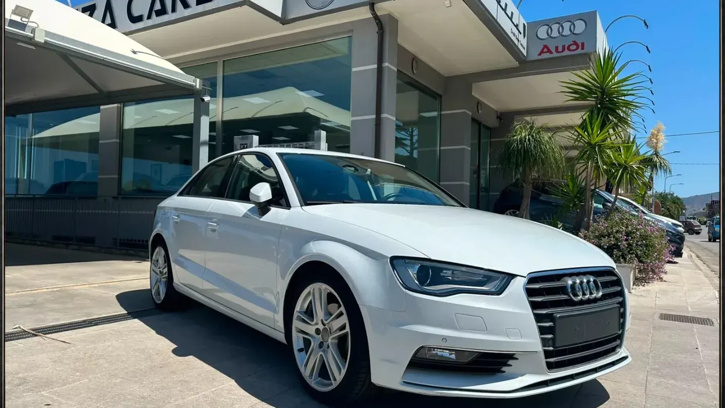 Audi A3 Sedan 1.6 TDI S tronic Sport