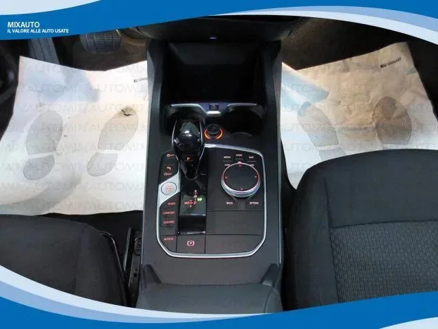 BMW 116 d 5 Porte Sport AUT EU6 foto 7