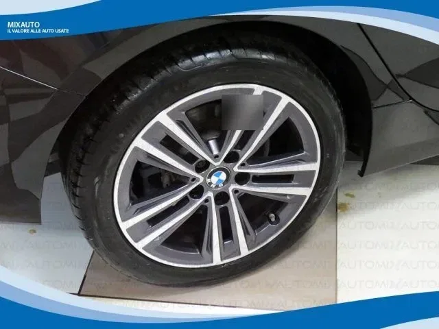 BMW 116 d 5 Porte Sport AUT EU6 foto 14
