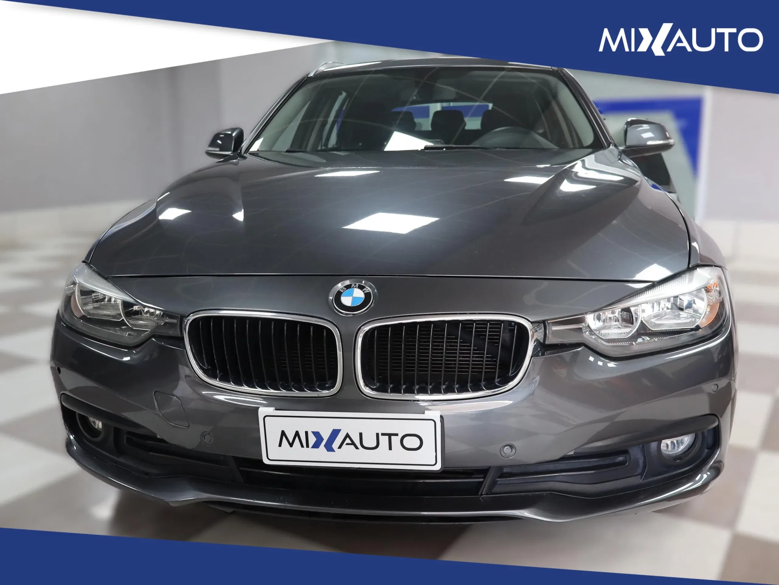 BMW 318 D Touring Business Advantage AUT EU6B foto 2