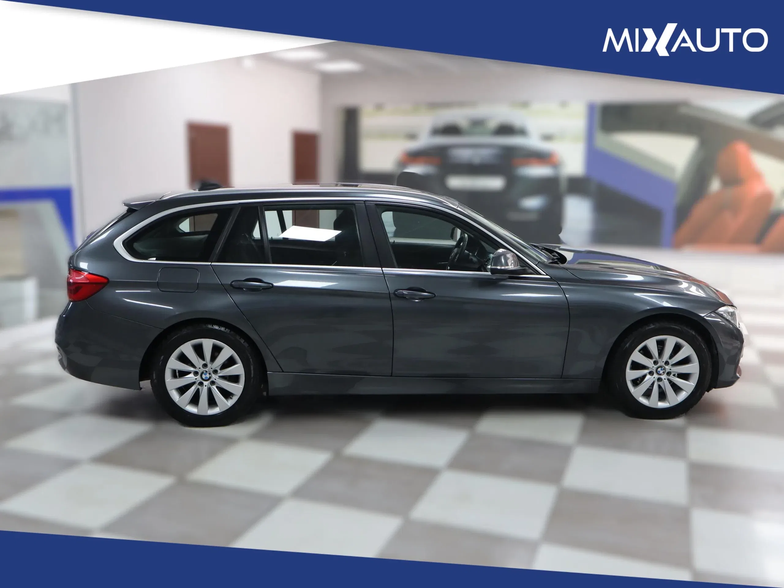BMW 318 D Touring Business Advantage AUT EU6B foto 3