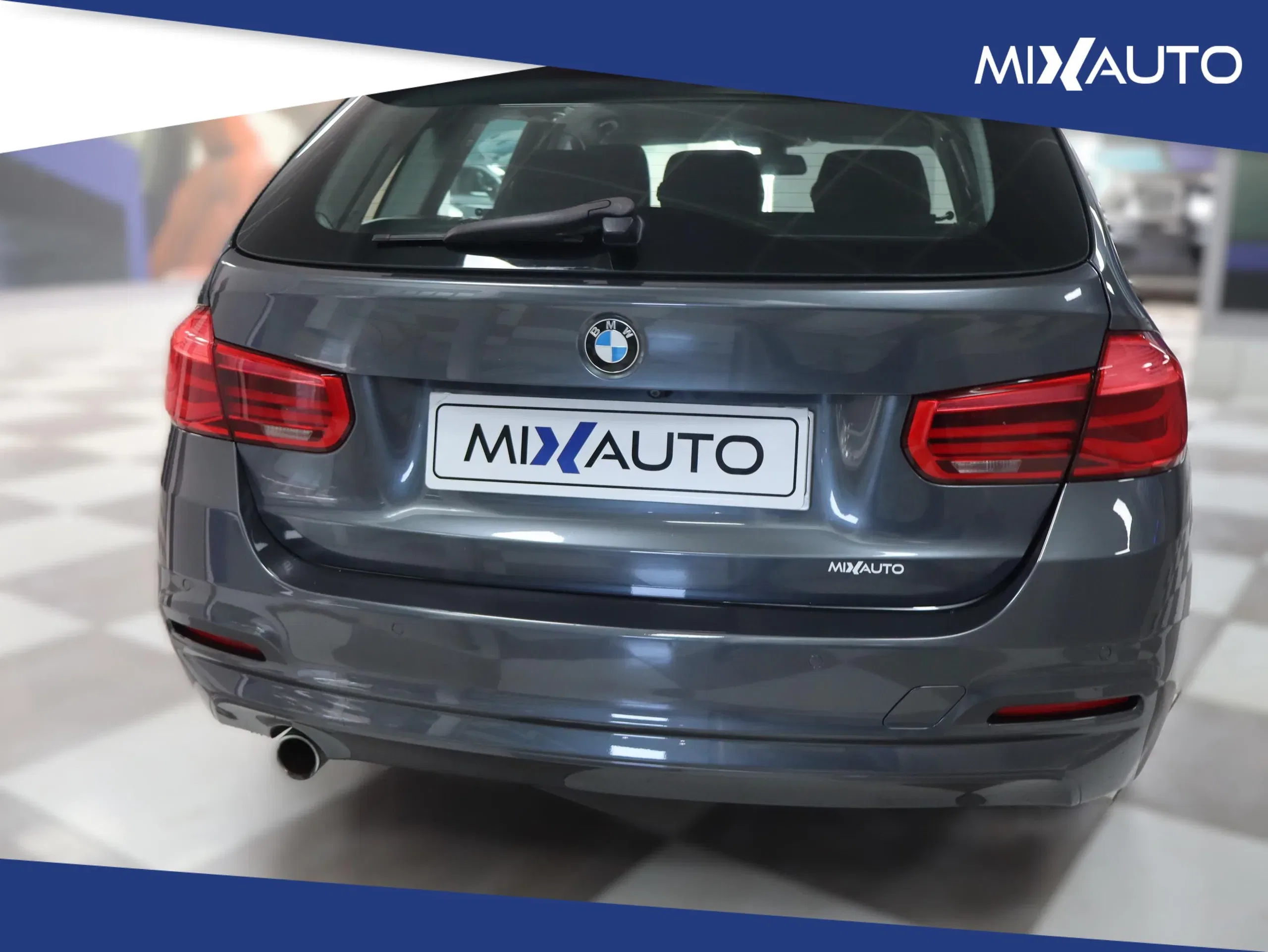 BMW 318 D Touring Business Advantage AUT EU6B foto 4
