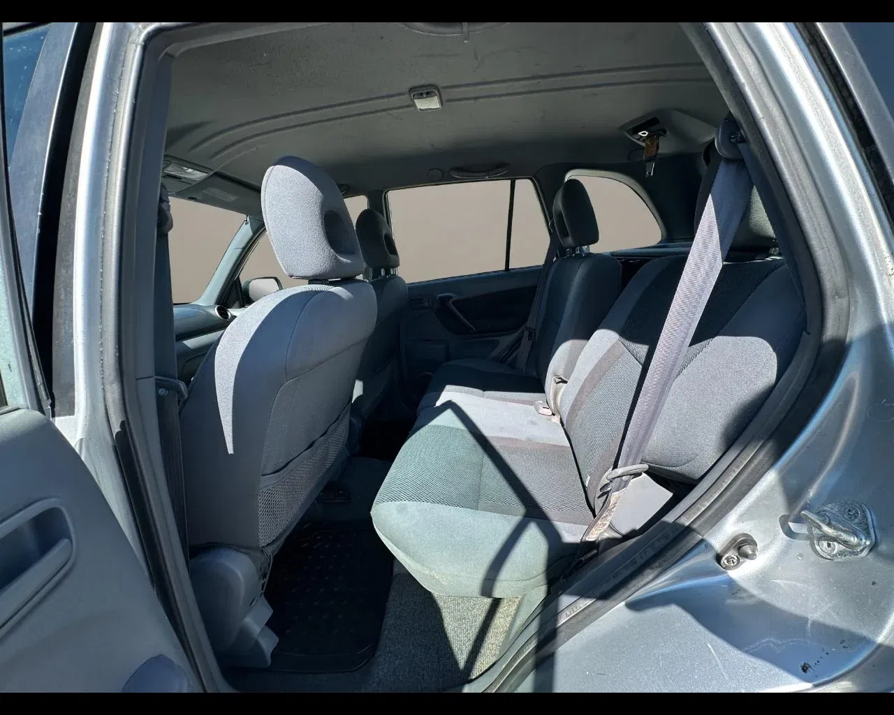 Toyota RAV 4 RAV4 2.0 Tdi D-4D cat 5 porte Sol foto 15