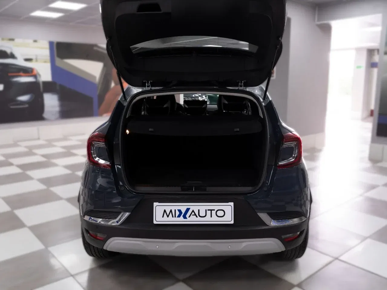 Renault Captur 1.6 E-Tech Full Hybrid Techno 145CV Auto foto 7