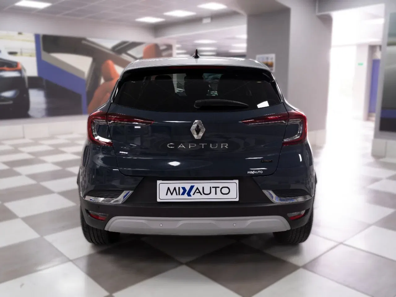 Renault Captur 1.6 E-Tech Full Hybrid Techno 145CV Auto foto 4