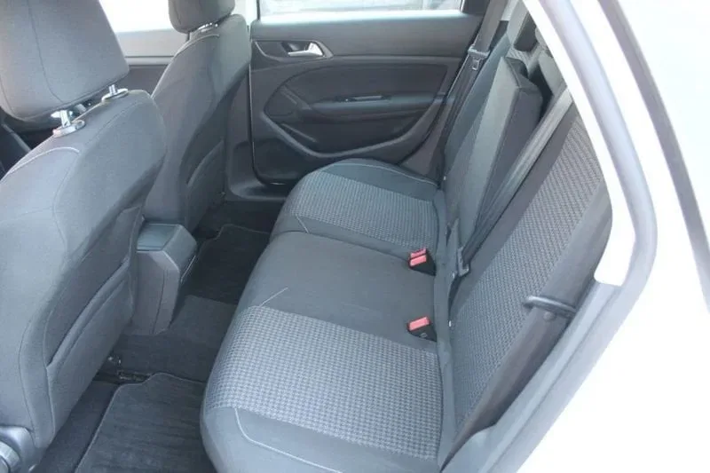 Peugeot 308 BlueHDi 130 S&S EAT8 SW Active Business foto 9