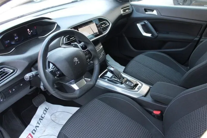 Peugeot 308 BlueHDi 130 S&S EAT8 SW Active Business foto 7