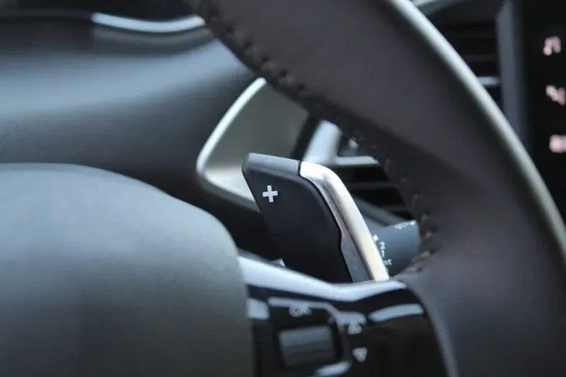 Peugeot 308 BlueHDi 130 S&S EAT8 SW Active Business foto 15