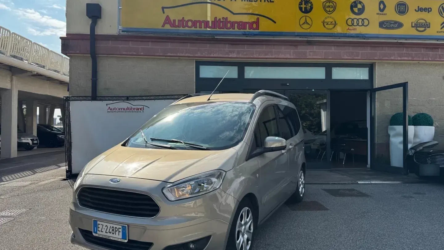Ford Tourneo Courier 1.0 EcoBoost 100 CV Tit.