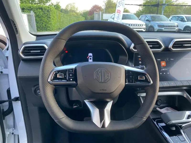 Mg ZS 1.5 hybrid+ Luxury auto foto 11