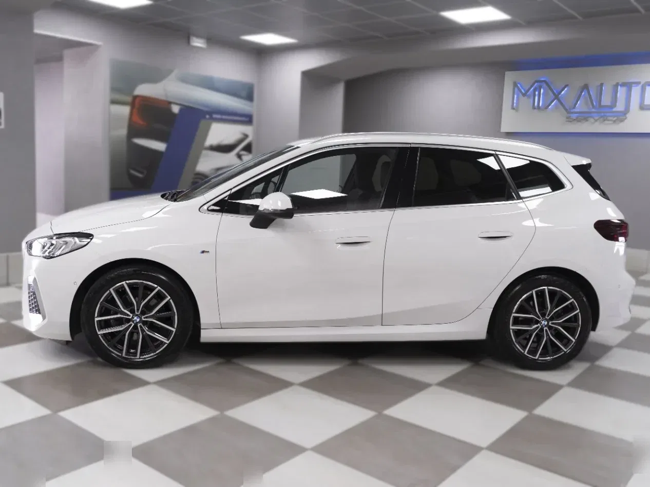 BMW 218 d Active Tourer Msport Auto foto 3