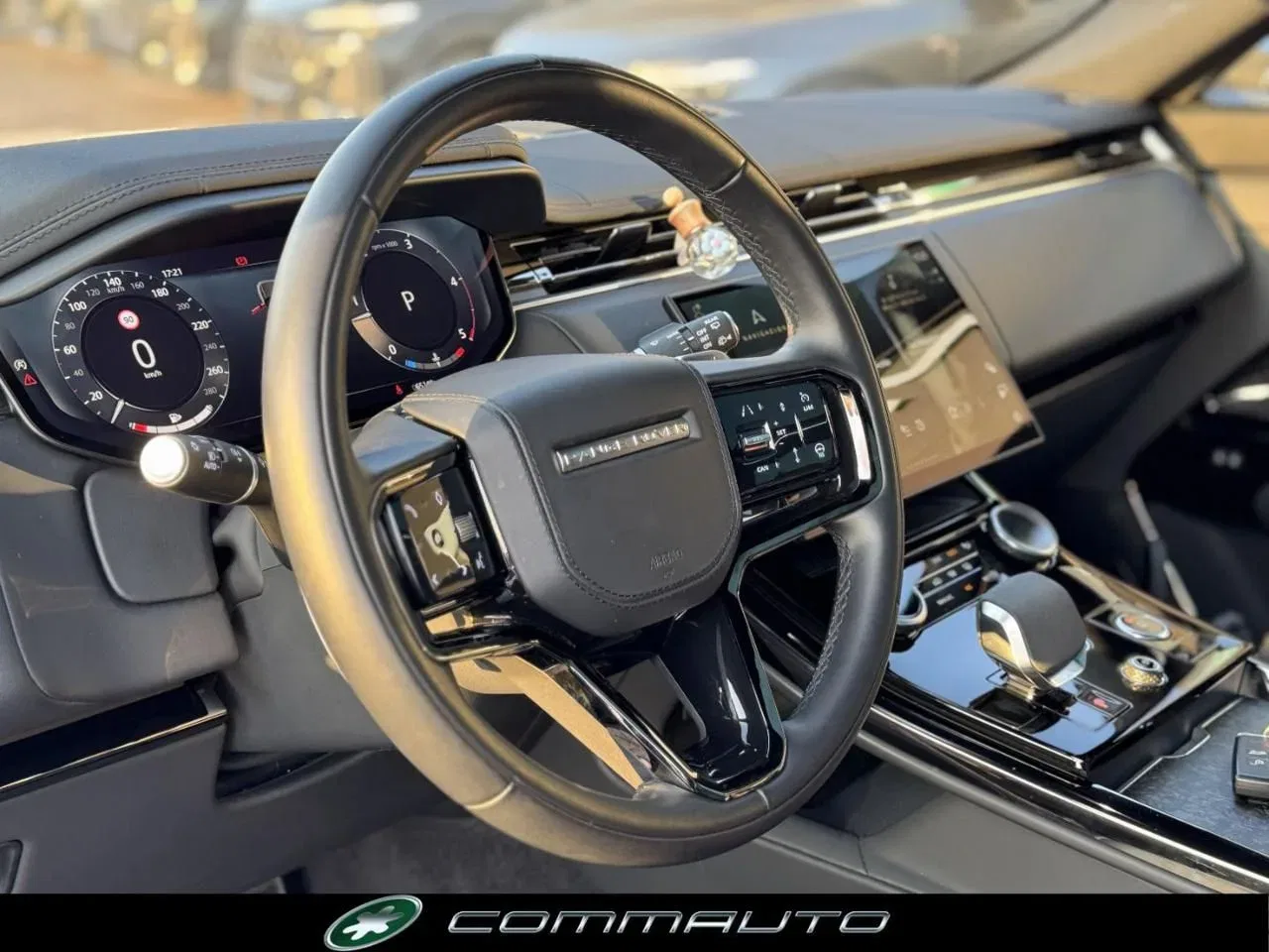 Land Rover Range Rover Sport 3.0D l6 300 CV Dynamic HSE foto 10