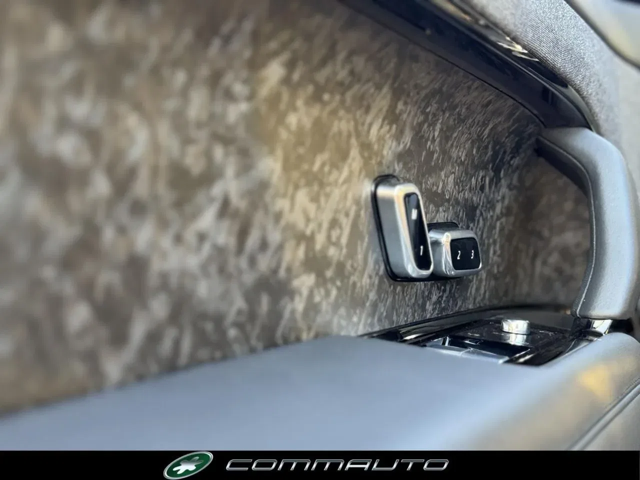 Land Rover Range Rover Sport 3.0D l6 300 CV Dynamic HSE foto 14