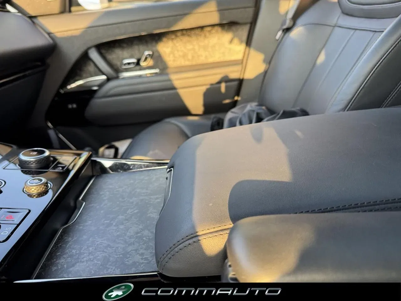 Land Rover Range Rover Sport 3.0D l6 300 CV Dynamic HSE foto 25