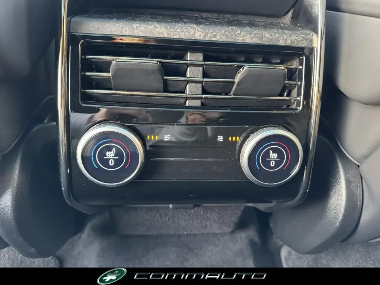 Land Rover Range Rover Sport 3.0D l6 300 CV Dynamic HSE foto 31