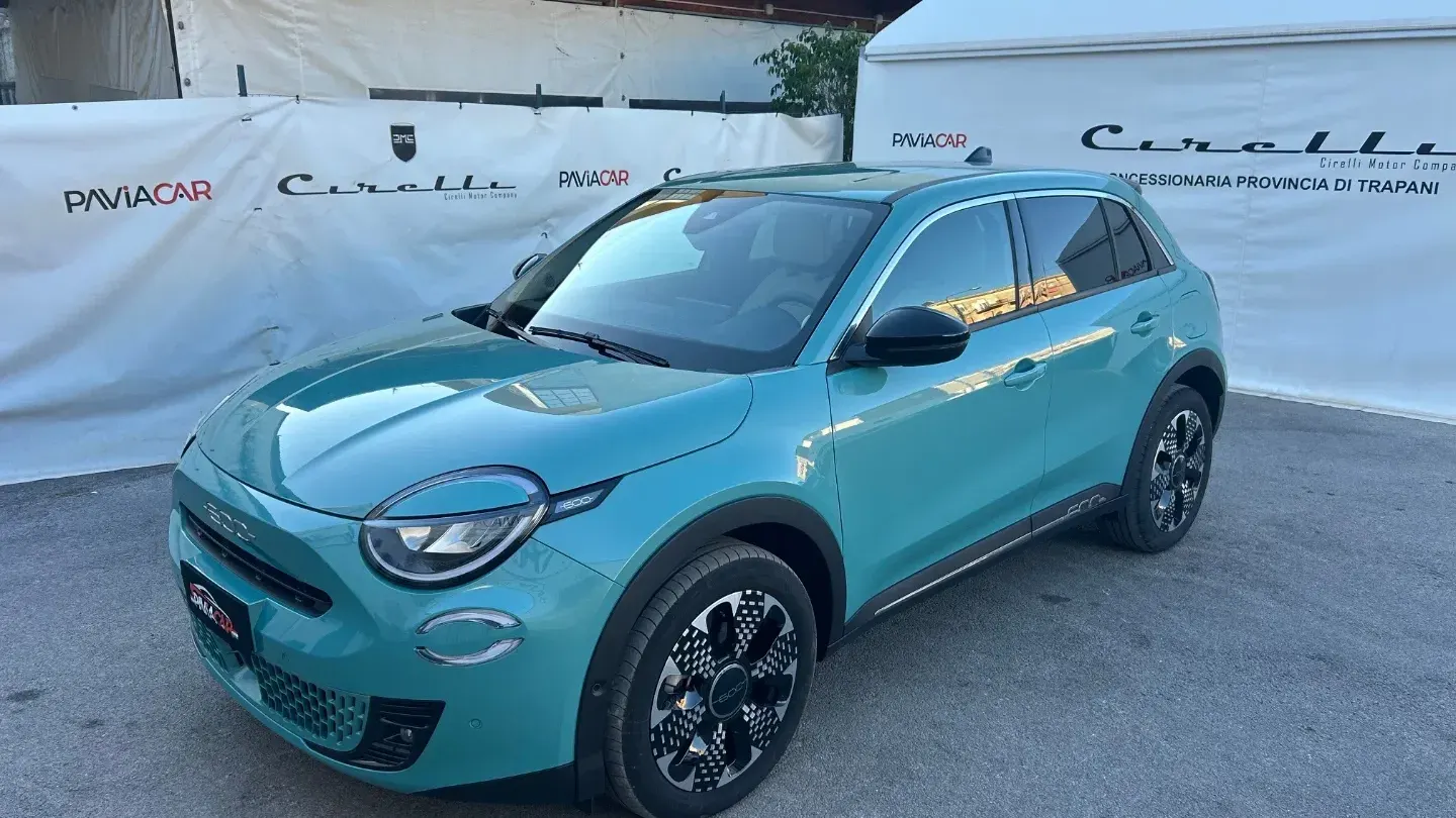 Fiat 600 Hybrid 110 CV DCT MHEV La Prima II