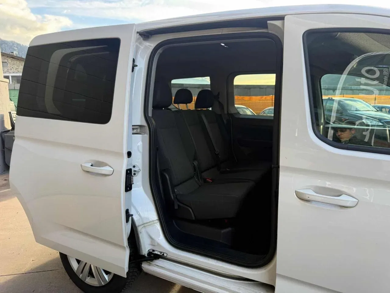 Volkswagen Caddy 2.0 TDI 102 CV Kombi Business PREZZO+IVA!! foto 3