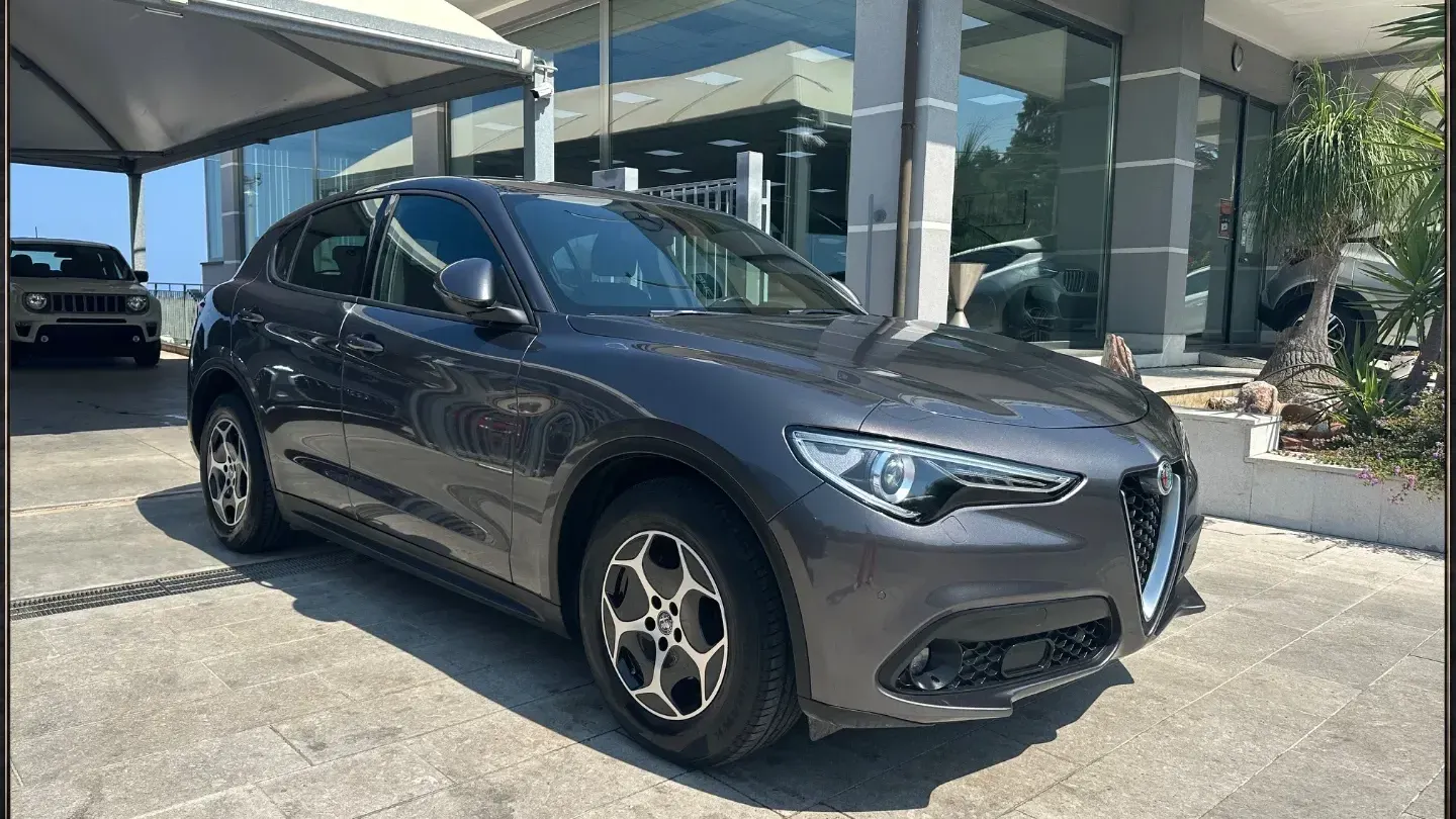 Alfa Romeo Stelvio 2.2 T.d. 160CV AT8 RWD Sup. Bus.