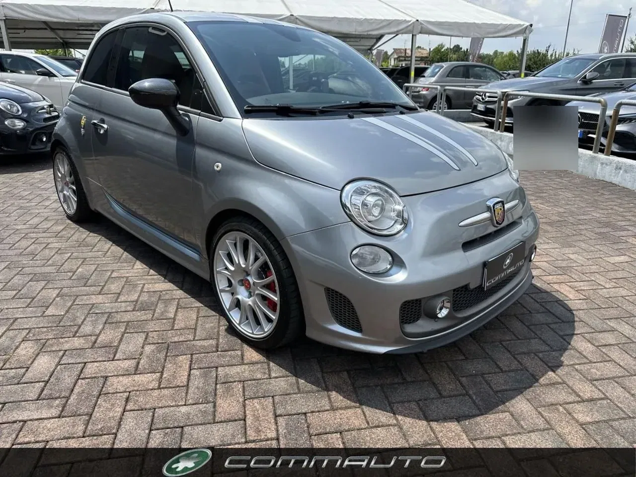 Abarth 695 1.4 Turbo T-Jet Tributo Ferrari 28/1695 foto 3