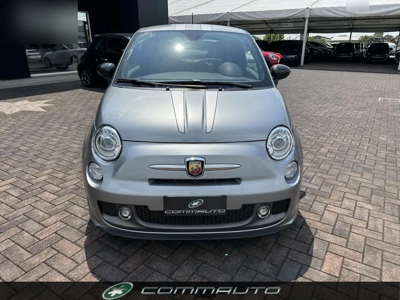 Abarth 695 1.4 Turbo T-Jet Tributo Ferrari 28/1695 foto 8