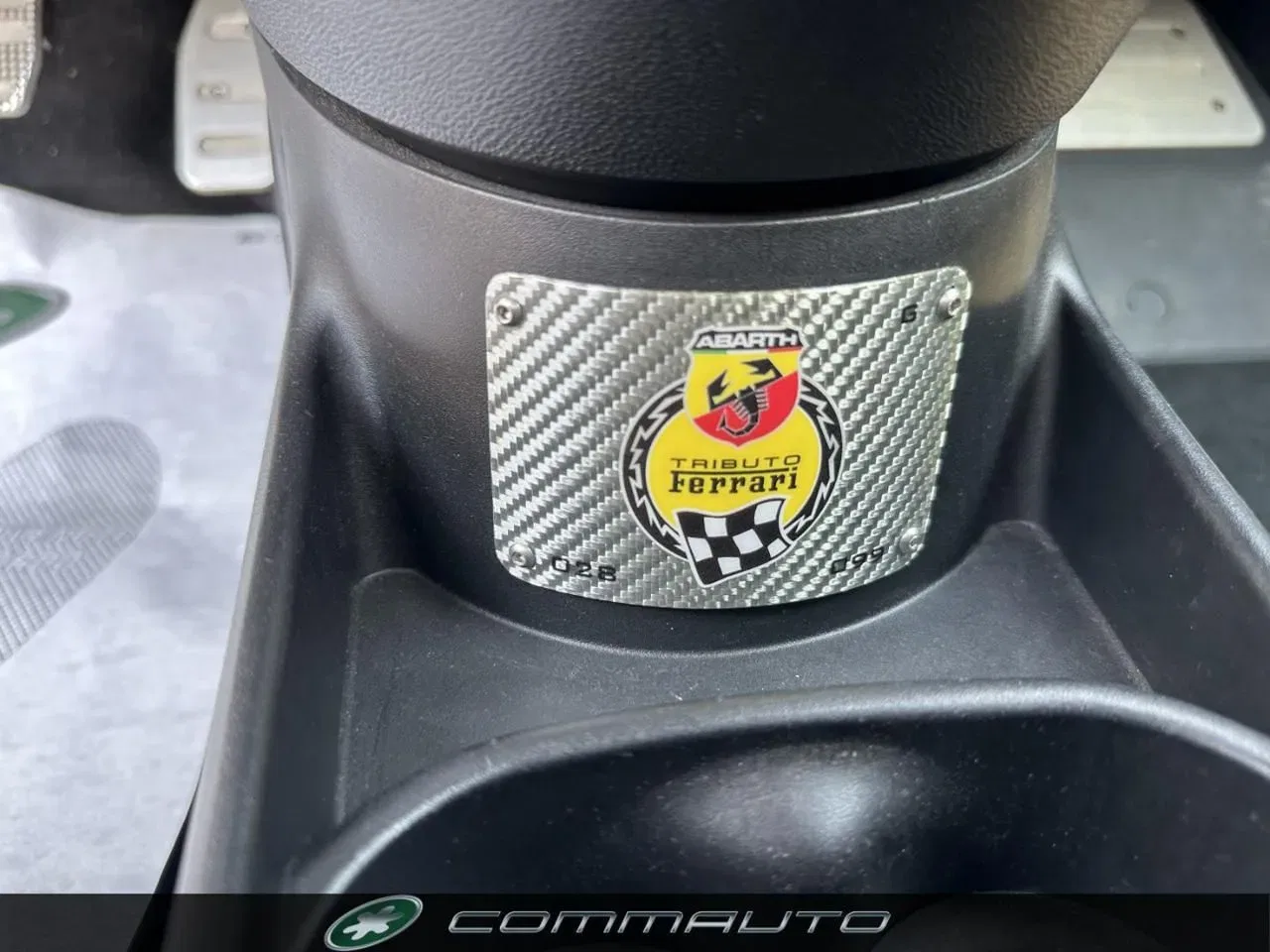 Abarth 695 1.4 Turbo T-Jet Tributo Ferrari 28/1695 foto 17