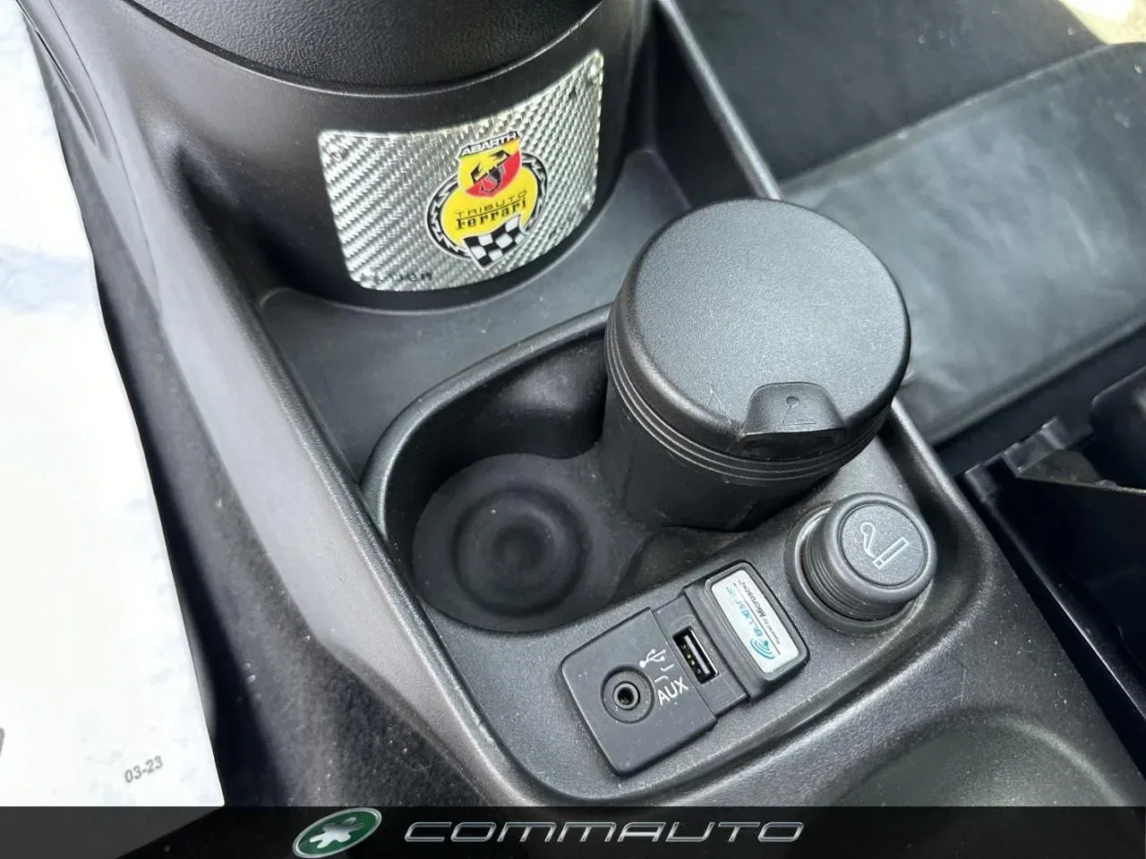 Abarth 695 1.4 Turbo T-Jet Tributo Ferrari 28/1695 foto 16
