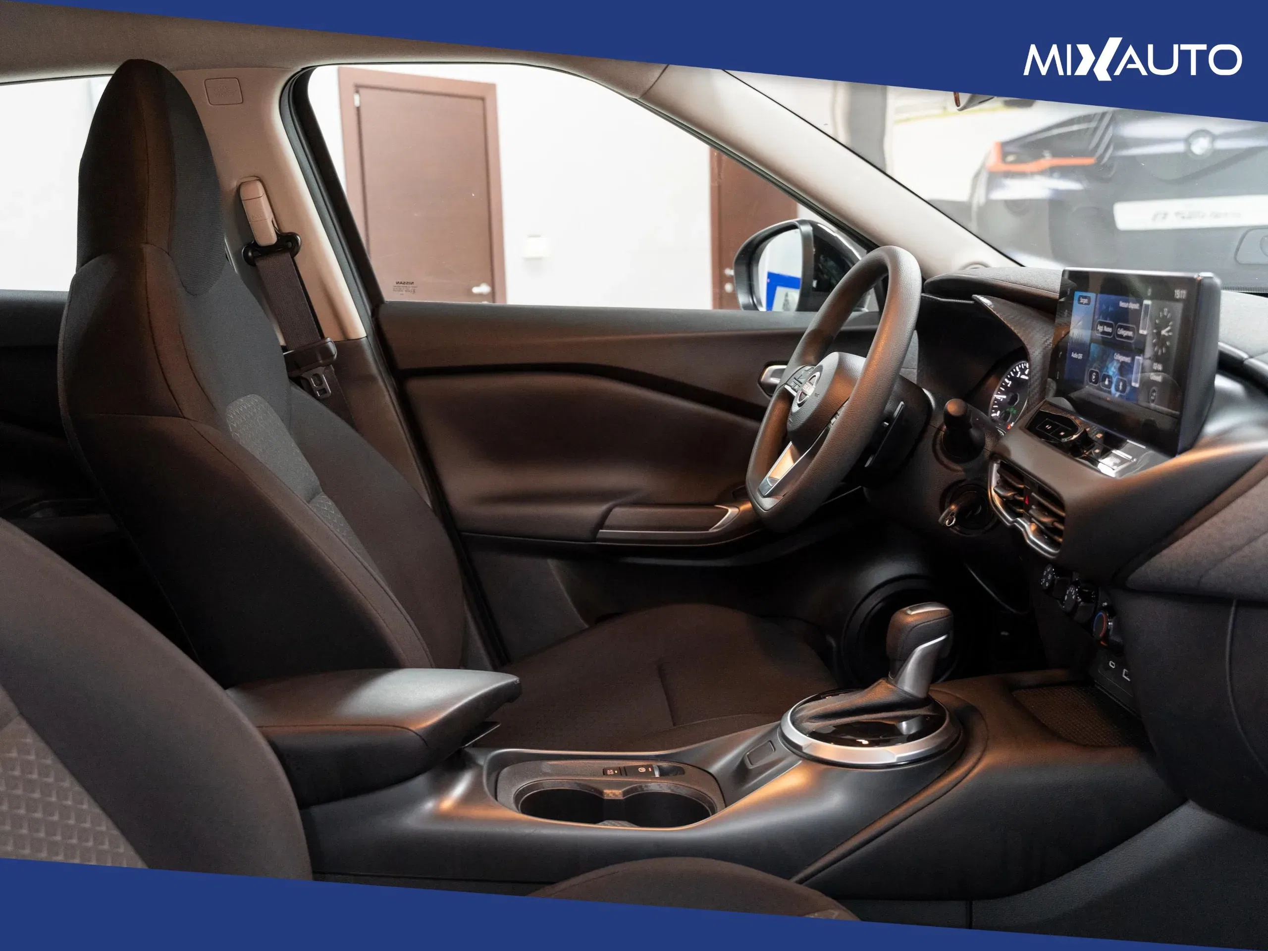 Nissan Juke 1.0 DIG-T Acenta 114CV DCT foto 14