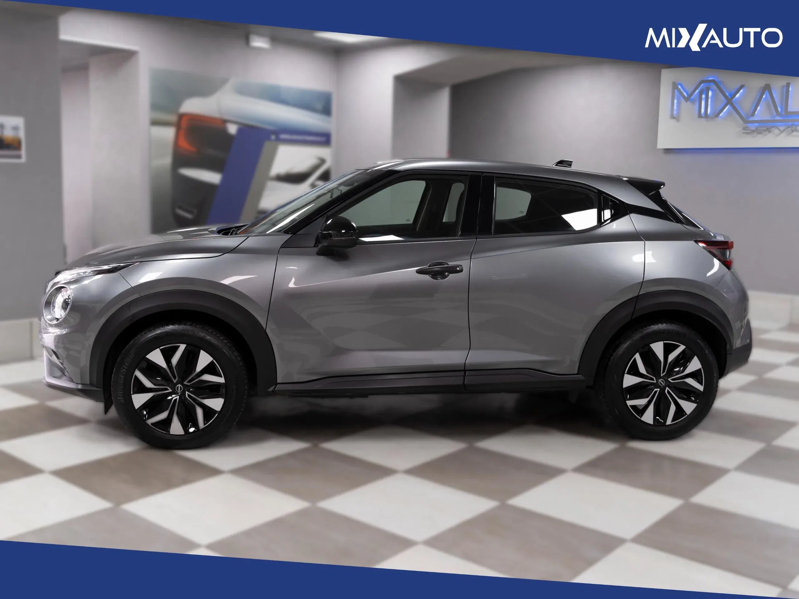 Nissan Juke 1.0 DIG-T Acenta 114CV DCT foto 3