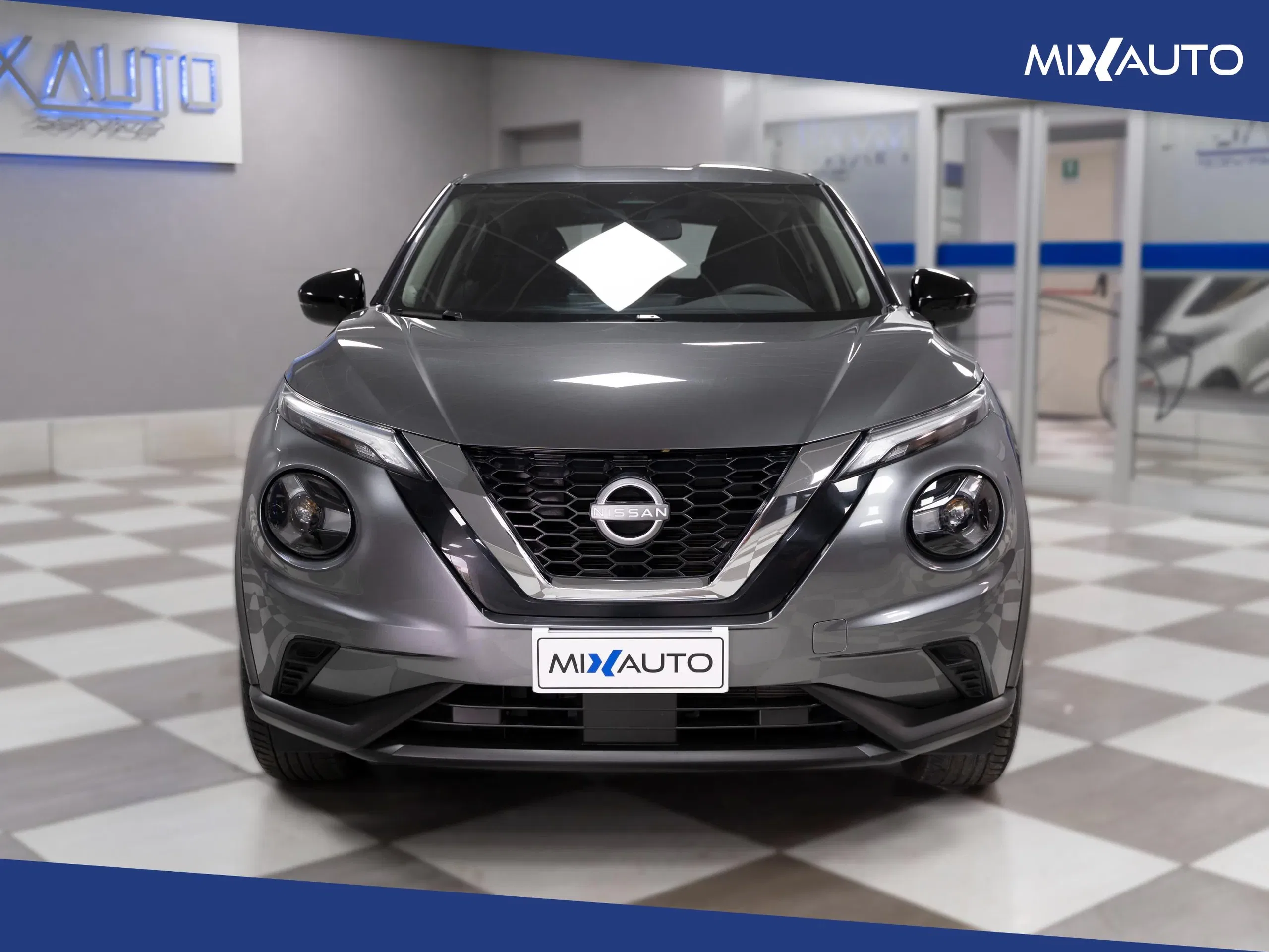 Nissan Juke 1.0 DIG-T Acenta 114CV DCT foto 2