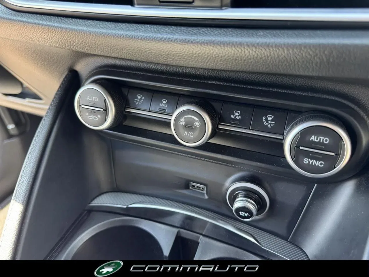 Alfa Romeo Stelvio 2.2 Turbodiesel 190 CV AT8 Q4 Sprint foto 18